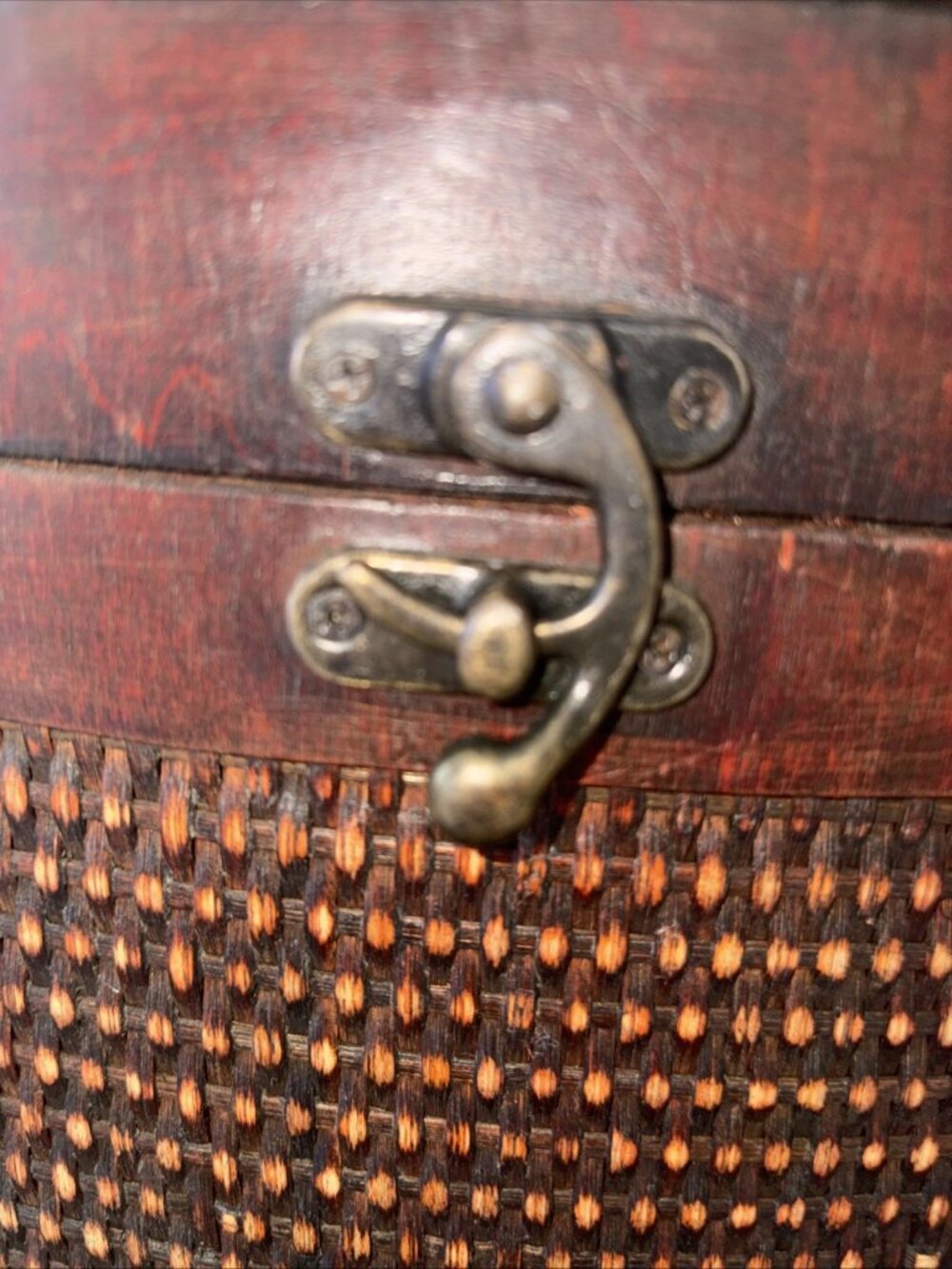 VTG. Antique Leather & Rattan Wood Storage Box Or Basket Travel Hat Box 12w x 15 - Picture 10 of 13